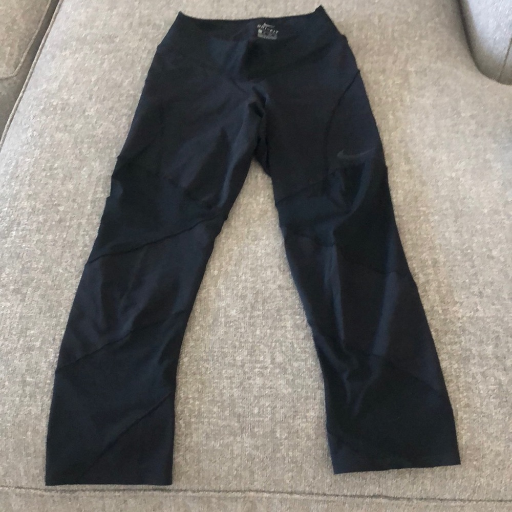 Nike Dri-Fit Sheer Panel Leggings, Size XS